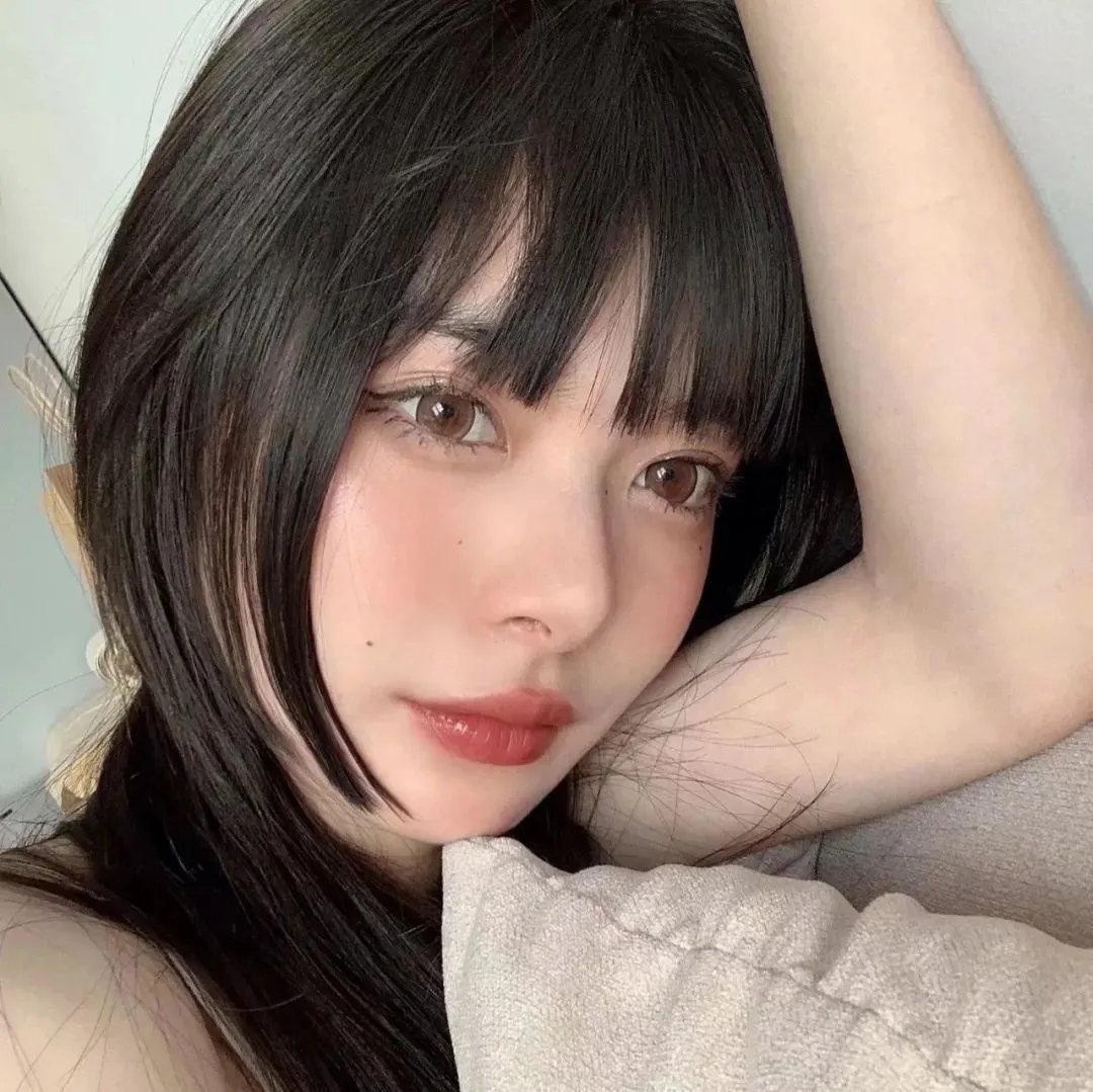 白桦林中的哨所